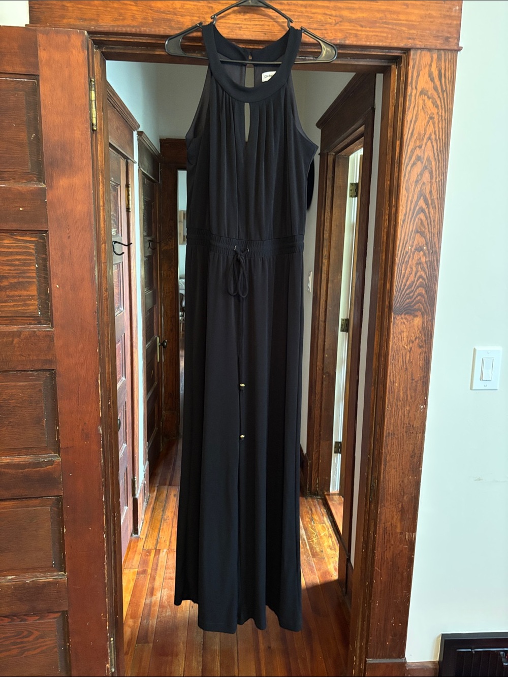Women’s Black Sleeveless Jumpsuit with Drawstring Waist